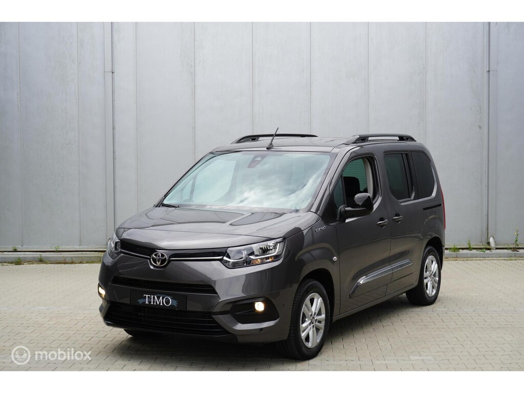 Toyota PROACE CITY Verso Electric 5-Persoons Live 50 kWh