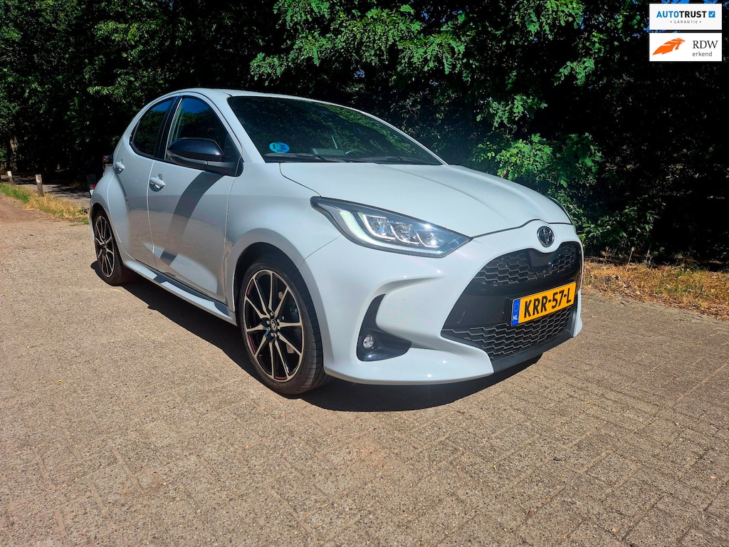 Toyota Yaris 1.5 Hybrid GR Sport . navigatie . Camera