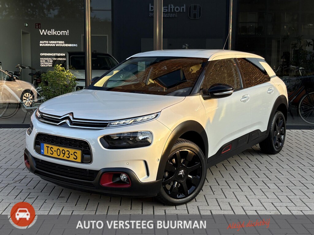 Citroën C4 Cactus 1.2 PureTech Shine 130PK Achteruitrijcamera, Navigatie, Apple carplay, Android auto,