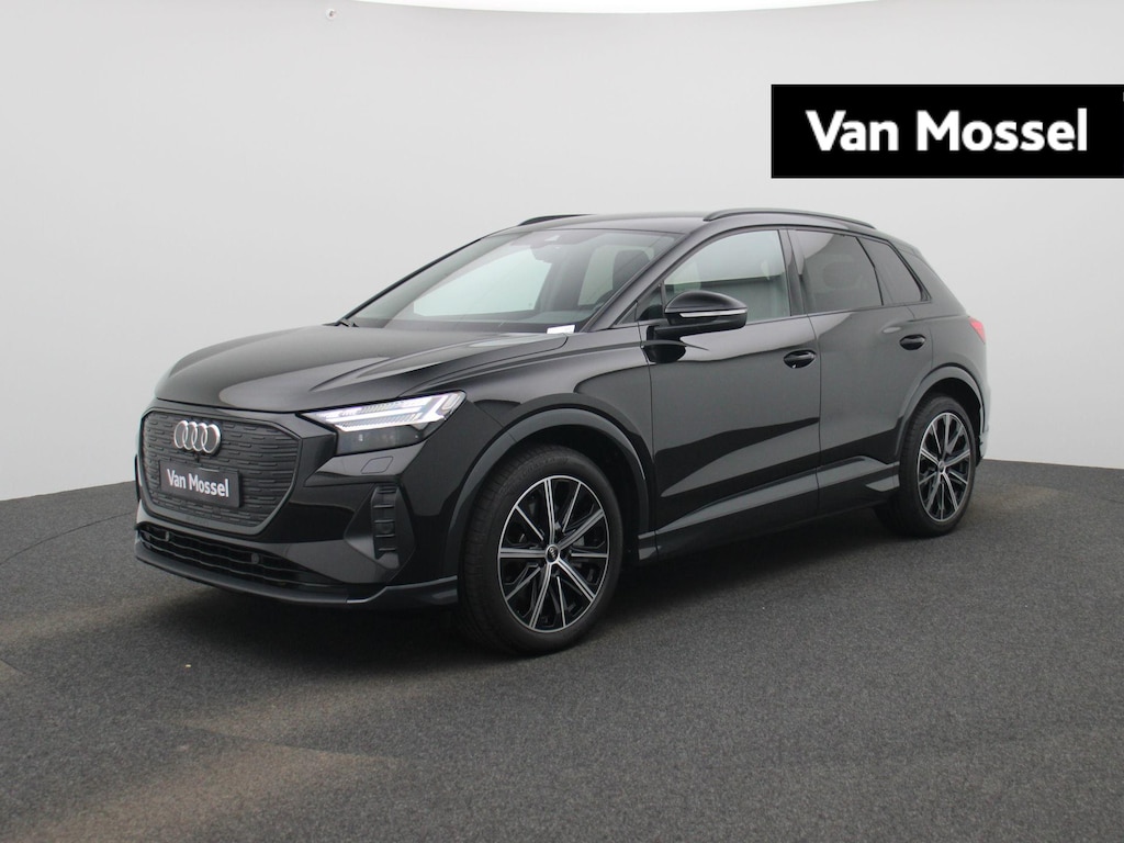 Audi Q4 e-tron 50 quattro Advanced edition 77 kWh 299 PK | Navigatie | Stoel + stuurverwarming | Comfortpakket Plus | Achteruitrijcamera | SONOS Premium geluidsysteem | Optiek Pakket Zwart | Privacy Glass | Adaptive Cruise Control | Parkeersensoren |