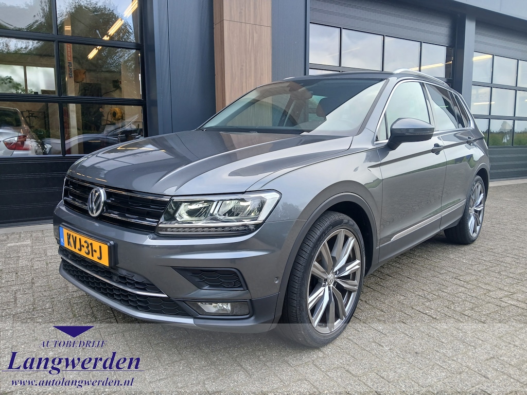 Volkswagen Tiguan 1.5 TSI ACT Highline / trekhaak wegklapbaar / apple carplay / virtual cockpit / full led