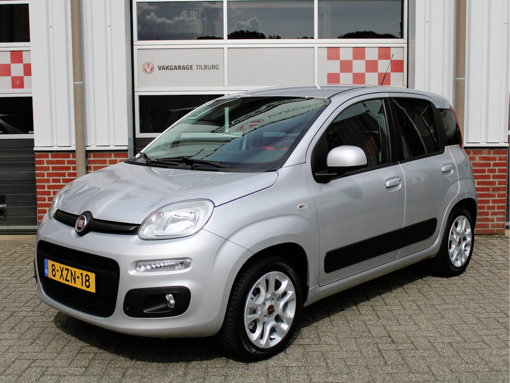 Fiat Panda 0.9 TwinAir Turbo Lounge Automaat/Climate/PDC/Bluetooth