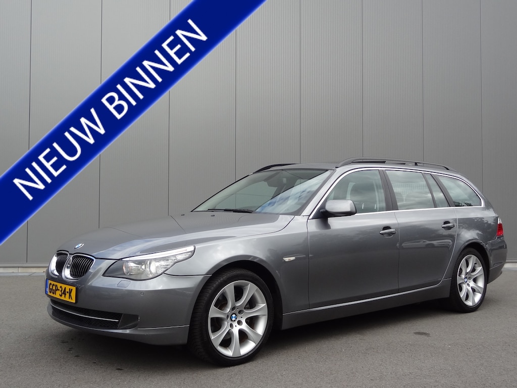 BMW 5-Serie Touring 525i | YOUNGTIMER | PANO | LEDER | NAVI | HISTORIE AANWEZIG