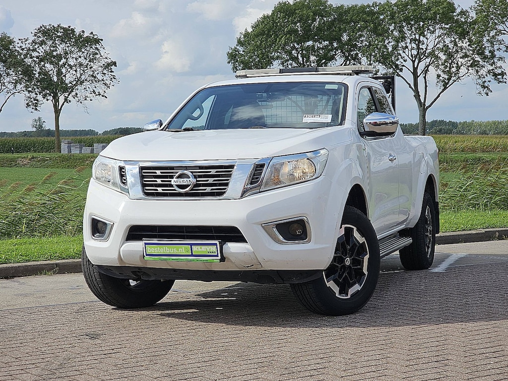 Nissan Navara 2.3 4WD 4x4 160Pk NAP