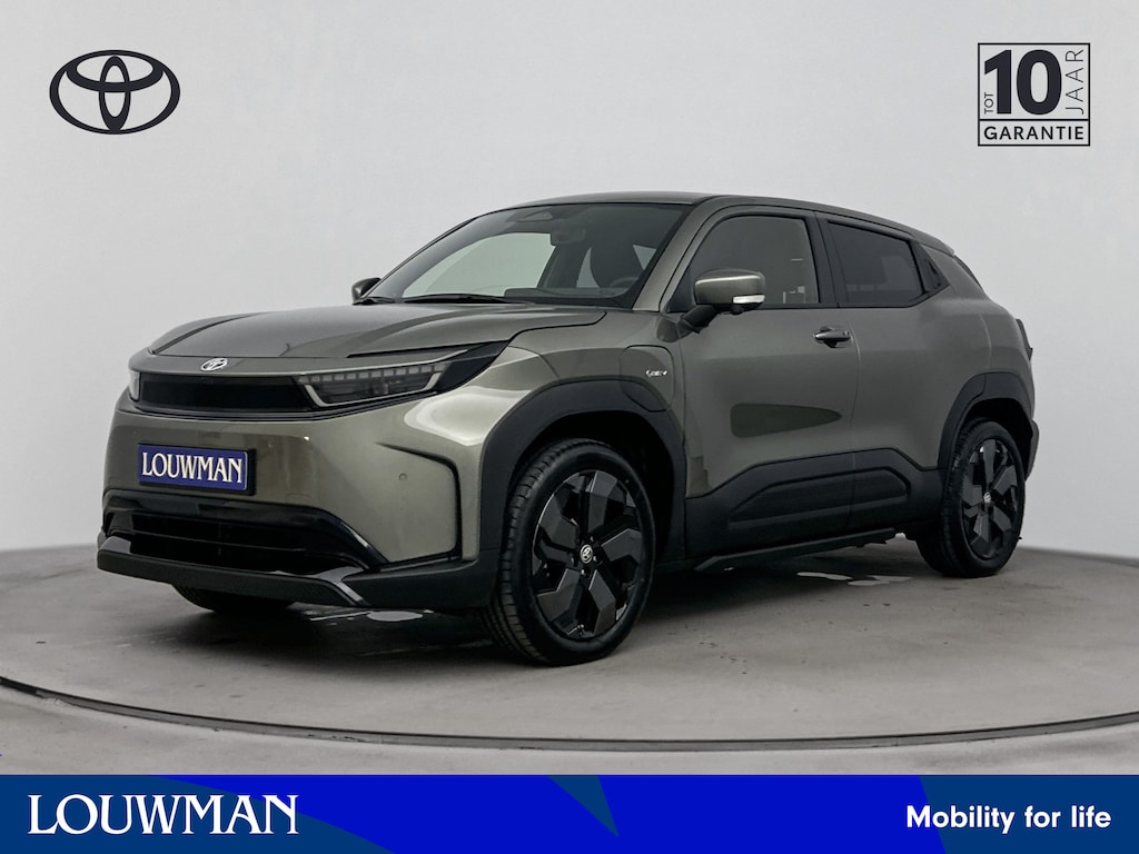 Toyota Urban Cruiser Executive 61 kWh | Apple Carplay & Android Auto | Parkeercamera | *