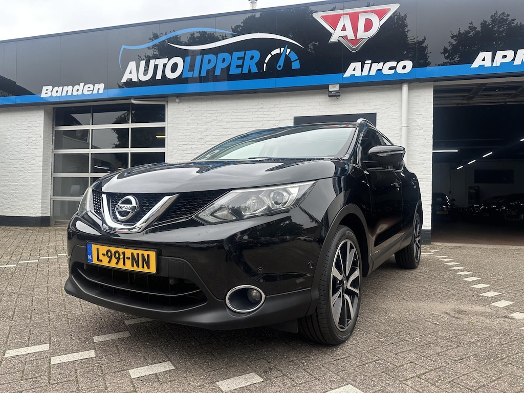 Nissan Qashqai 1.2 Premier Edition /Nieuwe apk bij aflevering/CC/Panorama dak/Lm velgen/Trekhaak/Lm velgen