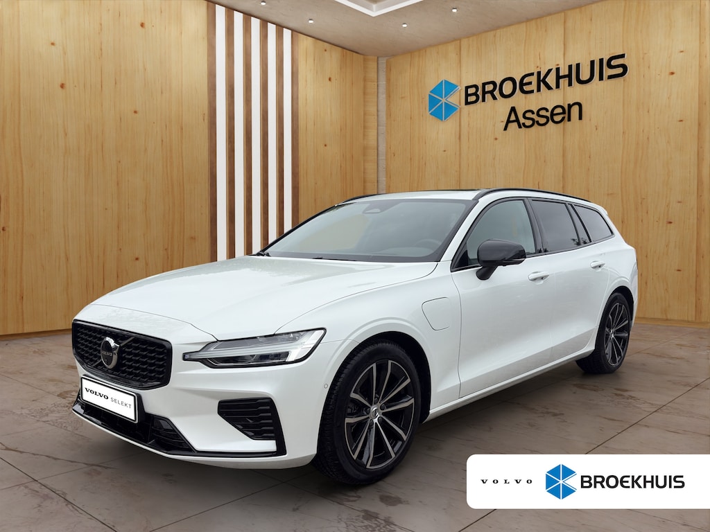 Volvo V60 2.0 T8 Plug-in hybrid AWD Plus Dark | Harman Kardon | Stoel + Stuur Verwarming | Panoramadak | Trekhaak | 360 Camera |