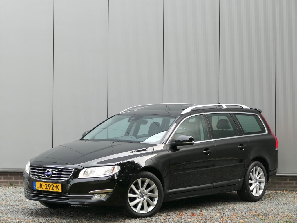 Volvo V70 2.0 T4 AUT Polar+ Schuifdak / Xenon / Trekhaak / Stoelverwarming