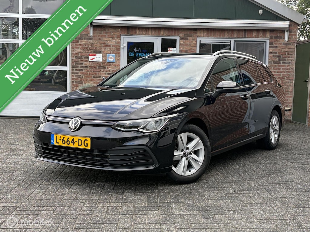 Volkswagen Golf Variant 1.0 TSI Life|Carplay|Parkeersensoren V/A/Navigatie.