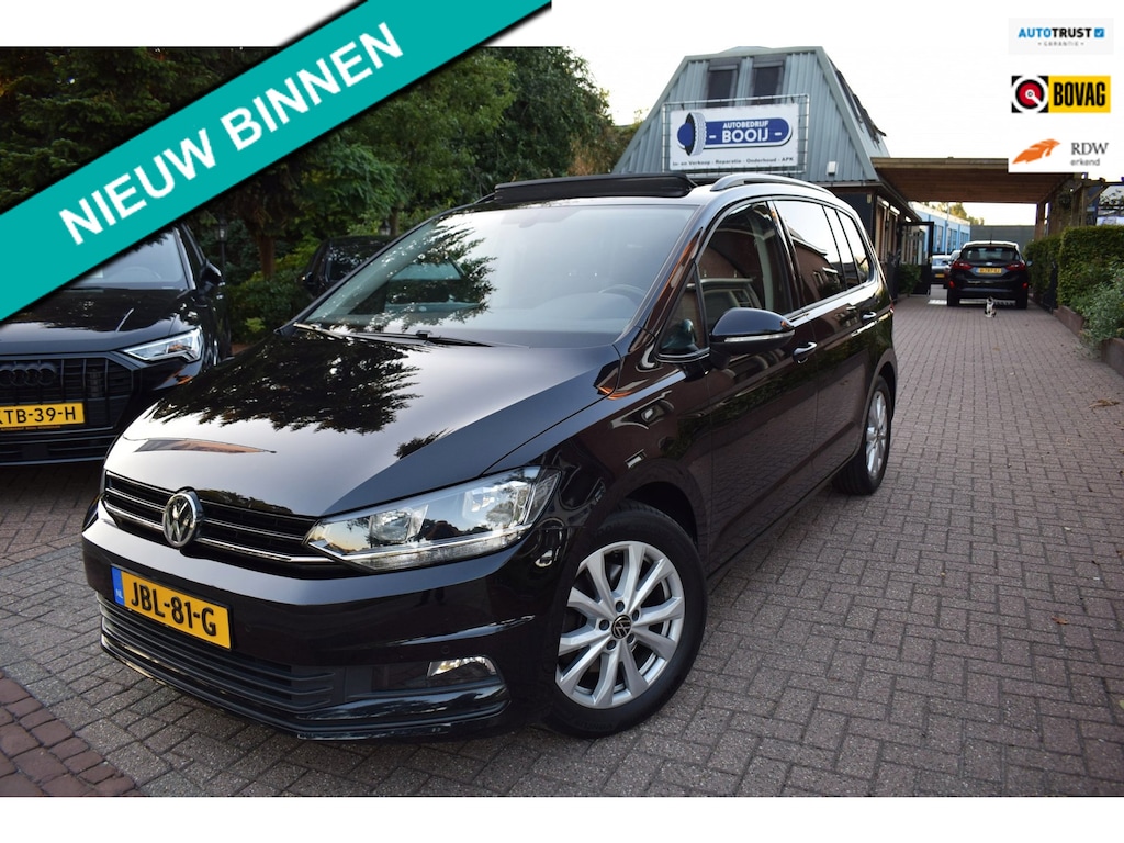 Volkswagen Touran 1.5 TSI Comfortline Business 7p PANO DAK/ADAP CRUISE/TREKH/AIRCO 3 ZONES/NAVI/CAMERA/CARPLAY/PDC V+A