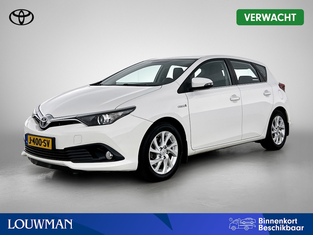 Toyota Auris 1.8 Hybrid Dynamic | Dealer onderhouden | Trekhaak afneembaar | Stoelverwarming | Climate Control | Achteruitrijcamera | Cruise Control | Elektrische ramen voor+achter | SL op kenteken