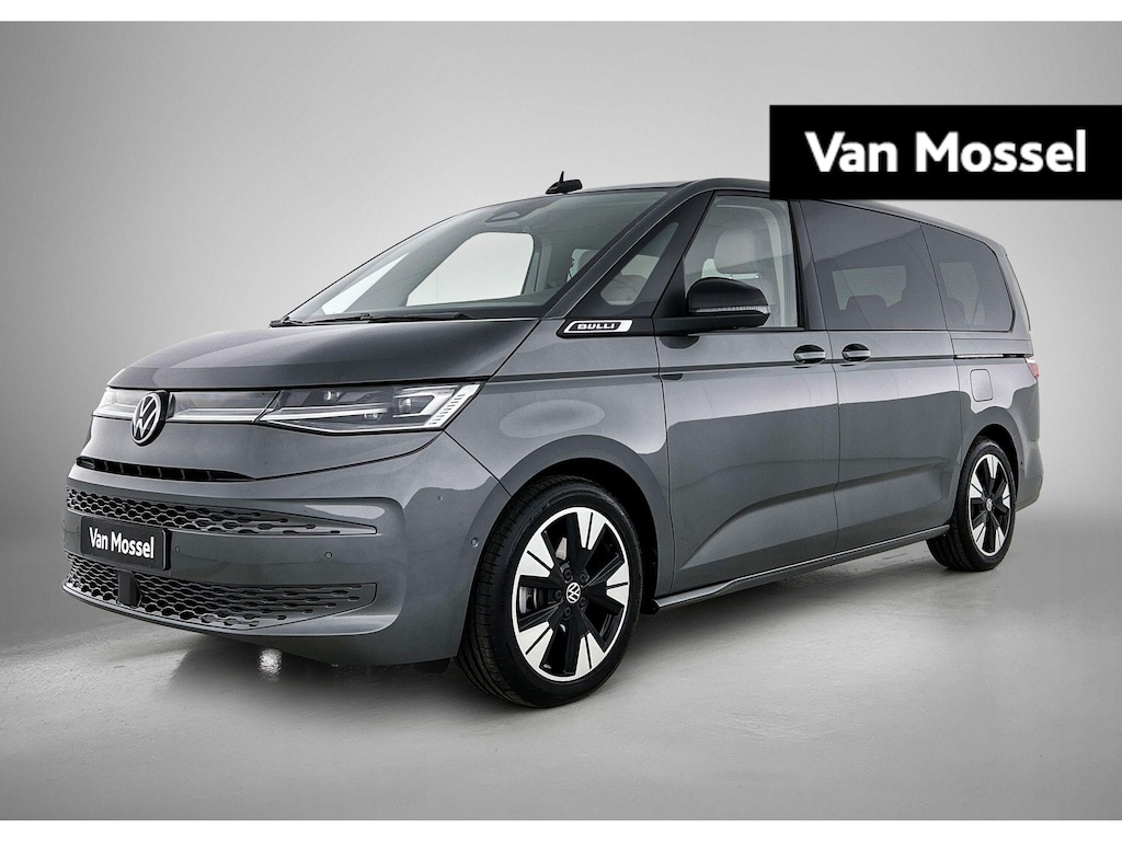 Volkswagen Multivan 1.5 eHybrid L2 Bulli Edition 4Motion 245PK | Trekhaak | Airco | Navigatie met Apple Carplay/Android Auto | Achteruitrijcamera | Stoelverwarming | Cruise Control | Dynamisch onderstel | Anti-diefstalalarm |