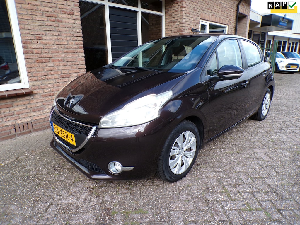 Peugeot 208 1.2 VTi Access