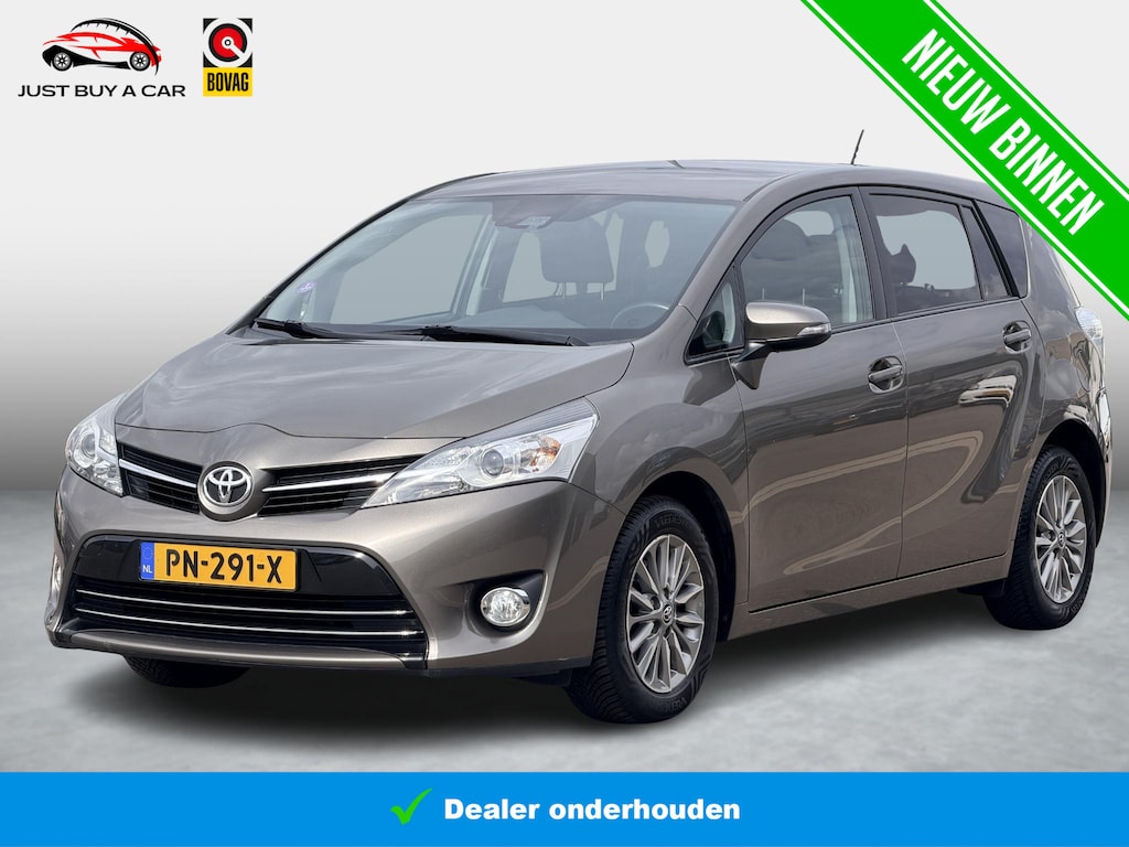 Toyota Verso 1.8 VVT-i Aspiration 7p. | Trekhaak | 7-Persoons | Camera | Lane Assist | Cruise Control | Climate Control | Dealeronderhouden | Bluetooth | 16" LM |