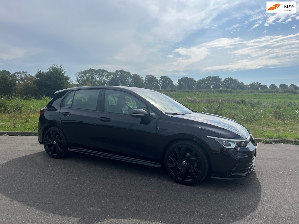 Volkswagen Golf 1.5 TSI R-Line Business+