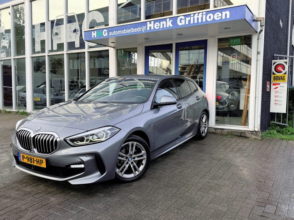 BMW 1-Serie 118i Business Edition M Sport I Carplay I Hifi I Climate contr.