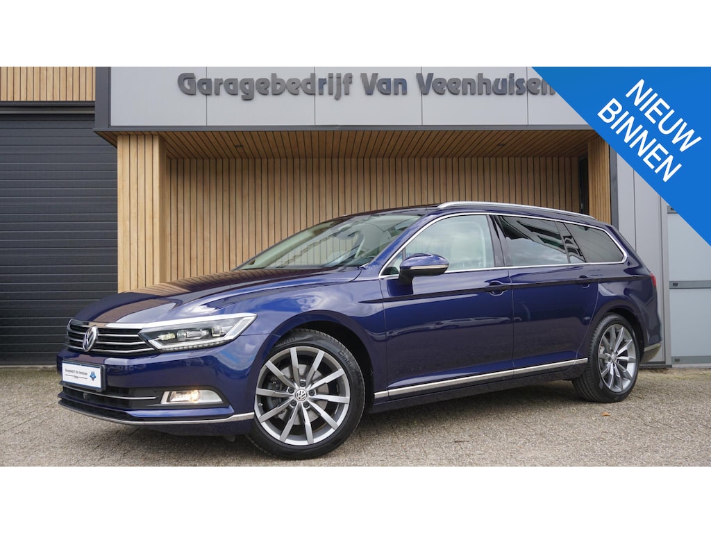 Volkswagen Passat Variant 2.0 TSI 220PK DSG Highline Pano.Dak Leder DynAudio 360-View Standkachel HUD *Complete Passat*