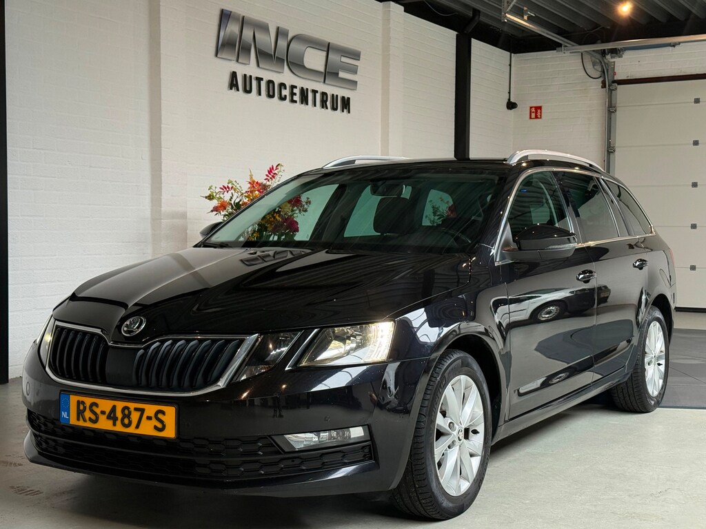 Skoda Octavia Combi 1.6 TDI Greentech | Carplay | Cruise