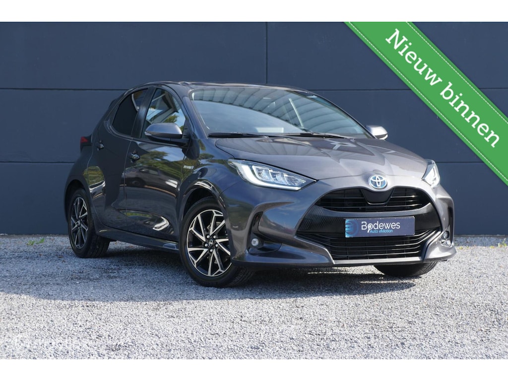 Toyota Yaris 1.5 Hybrid Style Apple/Android Adap Cruise JBL!