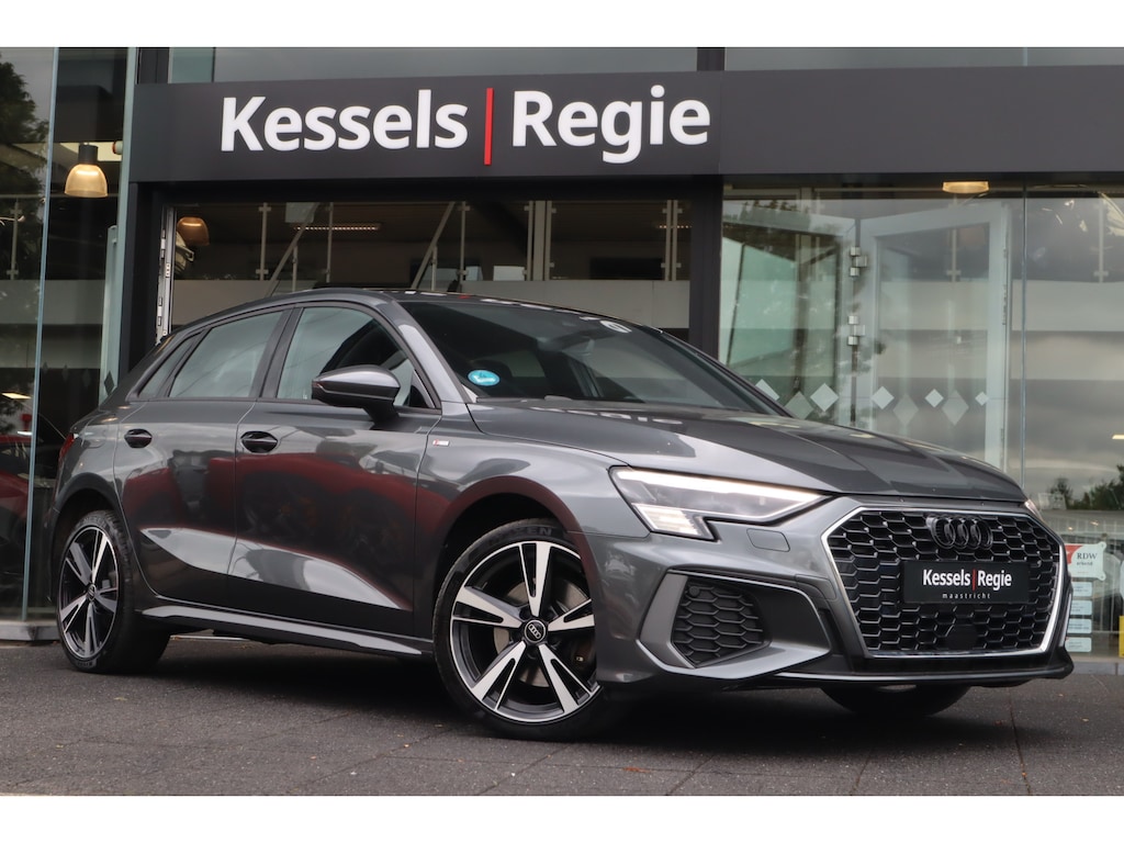 Audi A3 Sportback 40 TFSI e S-line | Pano | HuD | Camera | ACC | 18" | CarPlay