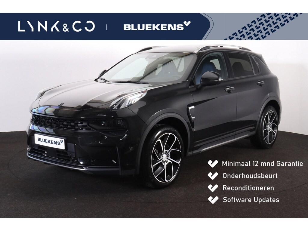 Lynk & Co 01 1.5 - Black Edition - Automaat - Panorama/schuifdak - Adaptieve Cruise control met stuurovername - Infinity Audio by Harman/Kardon - BLIS - Verwarmde voorstoelen & stuur - Adaptieve LED koplampen - Geïntegreerde dashcam voor - Elektr. bedienb. achterklep - Draadloze Apple Carplay & Android Auto - Keyless Entry & drive - 20' LMV