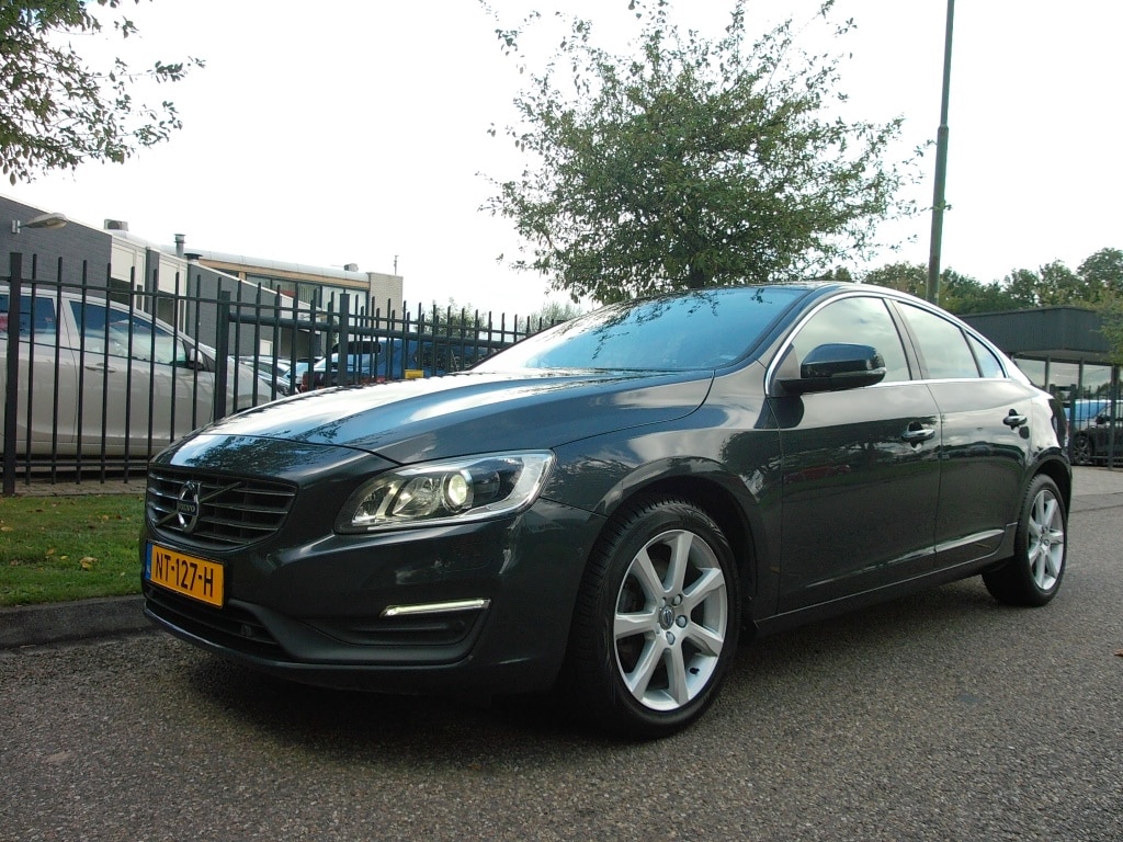 Volvo S60 T2 122PK Geartronic Nordic+ Clima Navi 17 LM NL-Auto