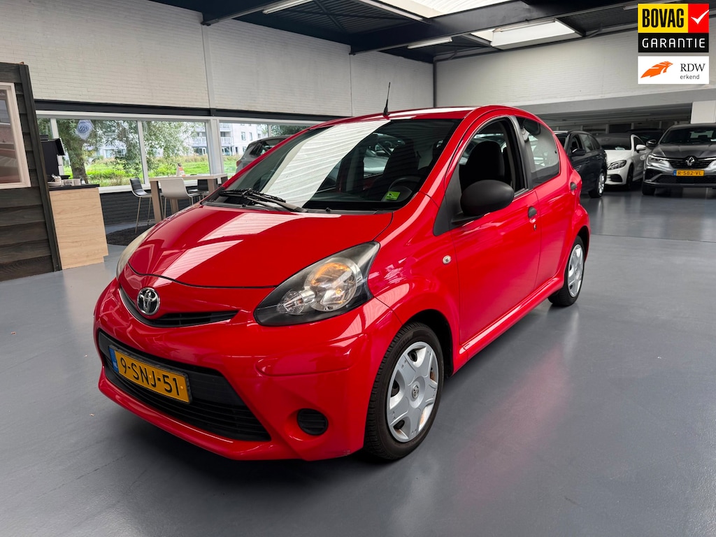 Toyota Aygo 1.0 VVT-i Now |Airco|Elektr ramen|NAP|