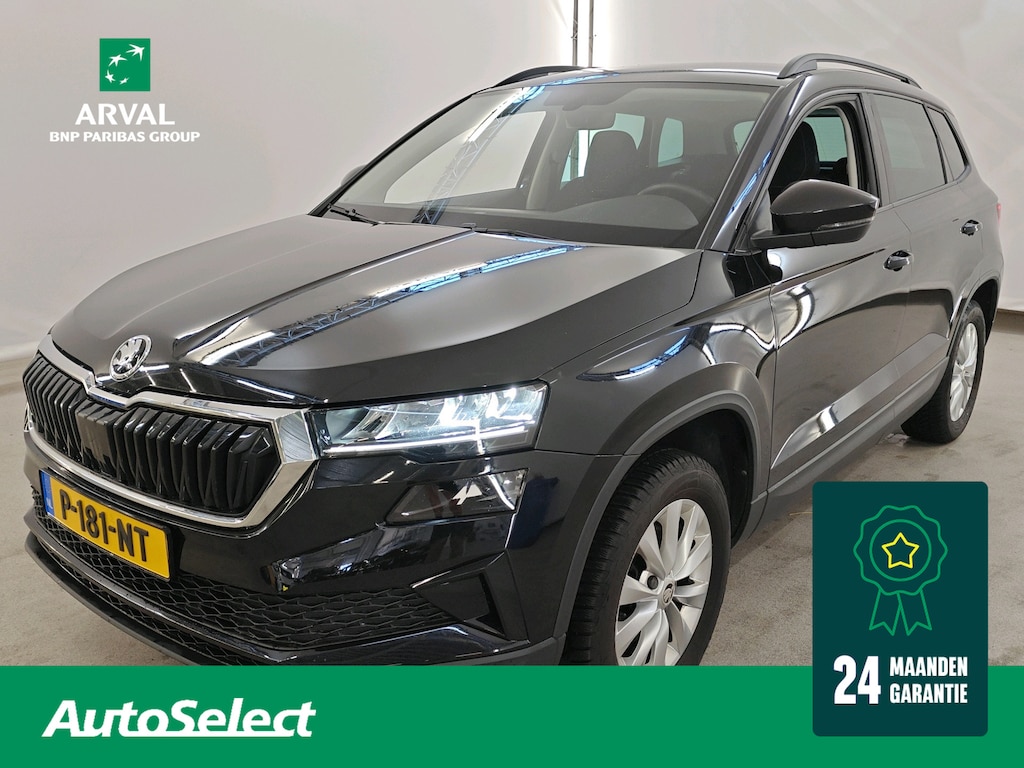 Skoda Karoq 1.0 TSI 110pk Business Edition | Trekhaak | Half Leder/Stof | LED | CarPlay | Navigatie | ECC | Sunset | 16" Velgen
