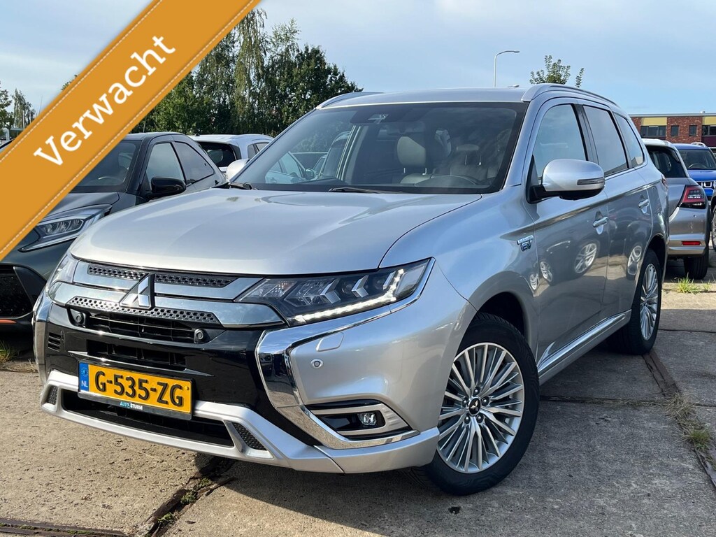 Mitsubishi Outlander 2.4 PHEV Instyle | Schuif-kantel |