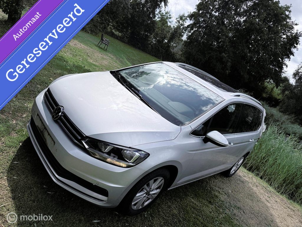 Volkswagen Touran HIGHLINE 5PERS 1.5 AUTOMAAT €14900,-