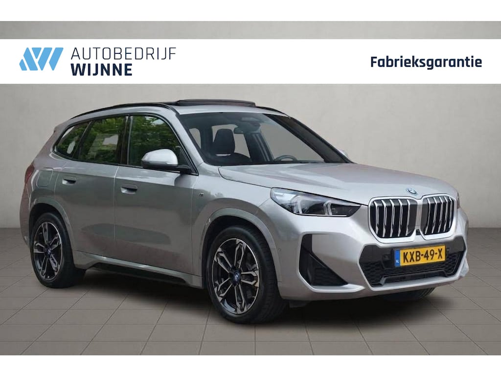 BMW X1 xDrive25e 245pk Aut. M-Sport | Panoramadak | HUD | Driving Assistant Professional | Parking Assistant Plus | 19 inch velgen