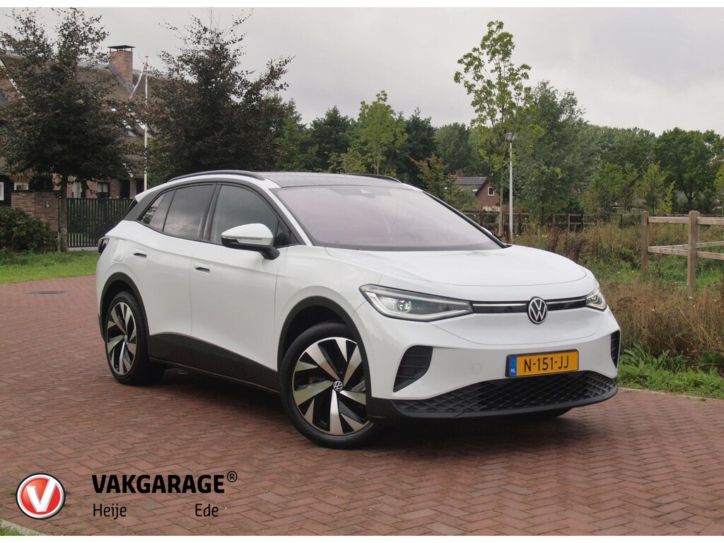 Volkswagen ID.4 Family 77 kWh | Panoramadak | Camera | Sfeerverlichting | ACC | IQ. Light | Warmtepomp |
