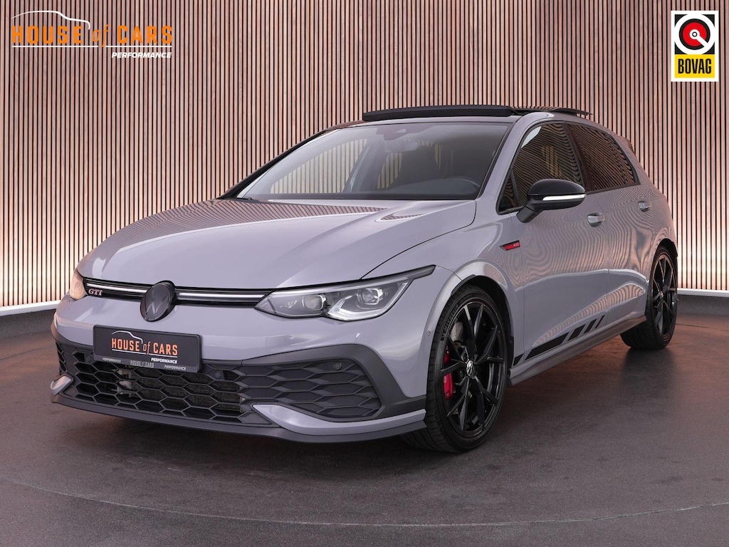 Volkswagen Golf GTI Clubsport 2.0 300pk TSI |dealer o.h|panoramadak|blind spot|ACC|sfeerverlichting|Apple Carplay|parkeer camera|stoelverwarming|IQ Light|19" estorill LMV|