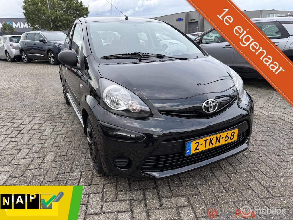 Toyota Aygo 1.0 VVT-i Now,Airco,5drs,Navi,Nap,1e eigenaar