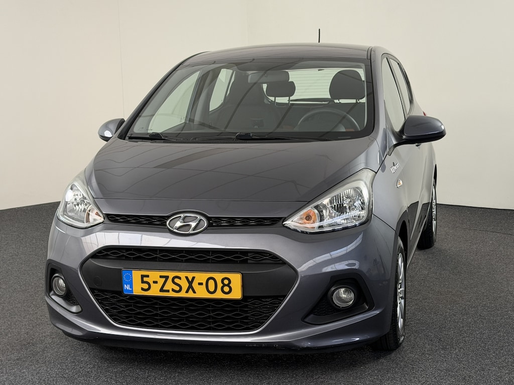 Hyundai i10 1.0i i-Motion Comfort Automtatisch airco / Cruise Cntrl / PDC / Bluetooth / 30.000 KM