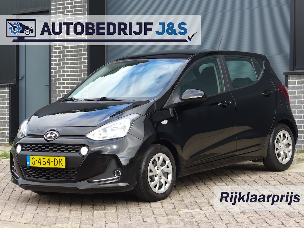 Hyundai i10 1.0i Comfort | Eerste eigenaar | Rijklaarprijs! | 12 Maanden Garantie | Onderhoudsbeurt | Nieuwe APK | Mobiliteitservice |
