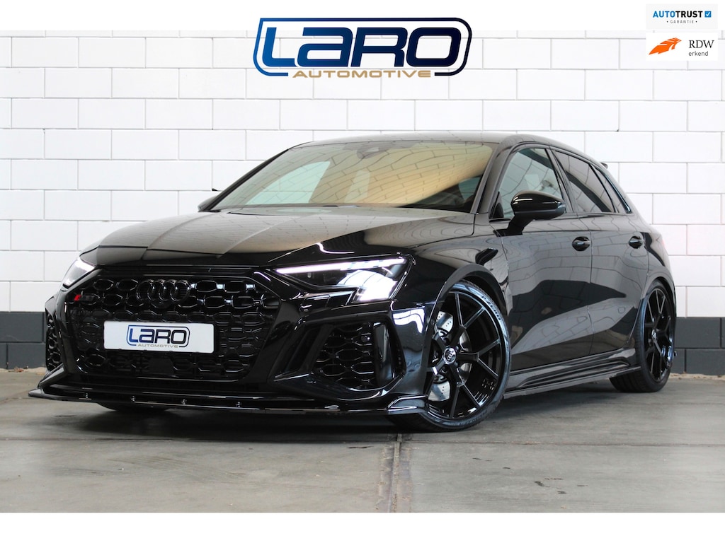 Audi RS3 A3 Sportback 2.5 TFSI quattro | RS uitlaat B&O RS Seats Matrix ACC Sfeer Camera