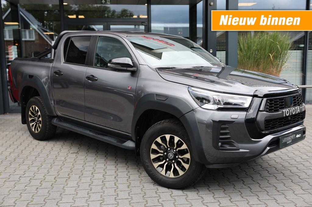 Toyota Hilux 2.8 D-4D DUBBEL CABIN GR SPORT A/T 2 ZITS 4WD VAN