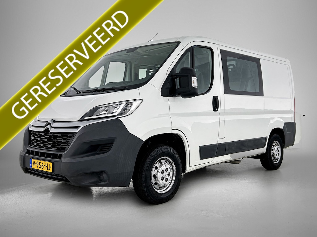 Citroën Jumper 30 2.0 HDi 111PK / Dub.Cab. 7Pers. / EURO6 / Trekhaak / Airco / Camera / Schuifdeur rechts / Apk 10-2026