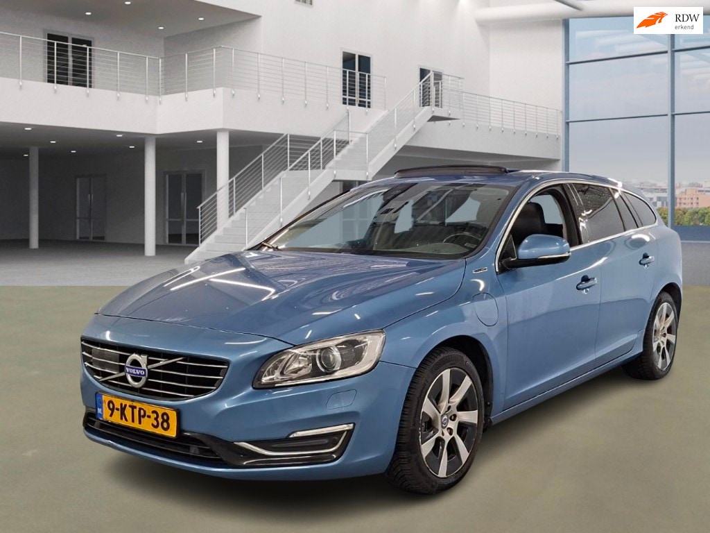 Volvo V60 2.4 D6 AWD Plug-In Hybrid Summum PANO LEDER NAVI PSENSOR CRUISE TREKHAAK 2 X SLEUTELS
