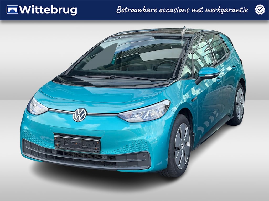Volkswagen ID.3 Pure Performance 150PK 45 kWh / Parkeersensoren V+A / Stoelverwarming / App Connect / 18'' Staal / VW