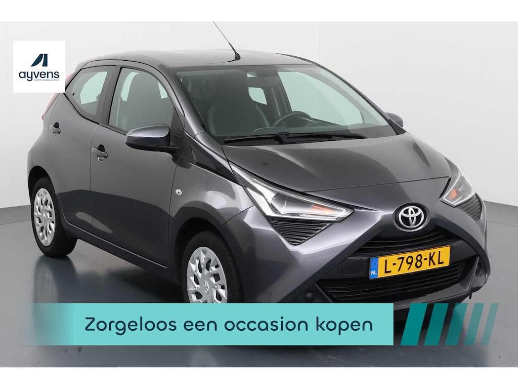 Toyota Aygo 1.0 VVT-i x-play Handzame stadsauto met slimme extra's