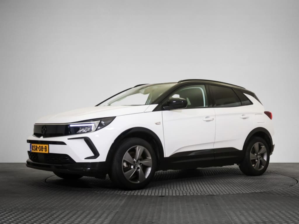 Opel Grandland BWJ 11-2022 | 1.6T 225PK Plug-In Hybrid GS AUTOMAAT | CLIMA | STOEL&STUUR VERW | NAVI | CAMERA A | PDC 2X | CARPLAY |