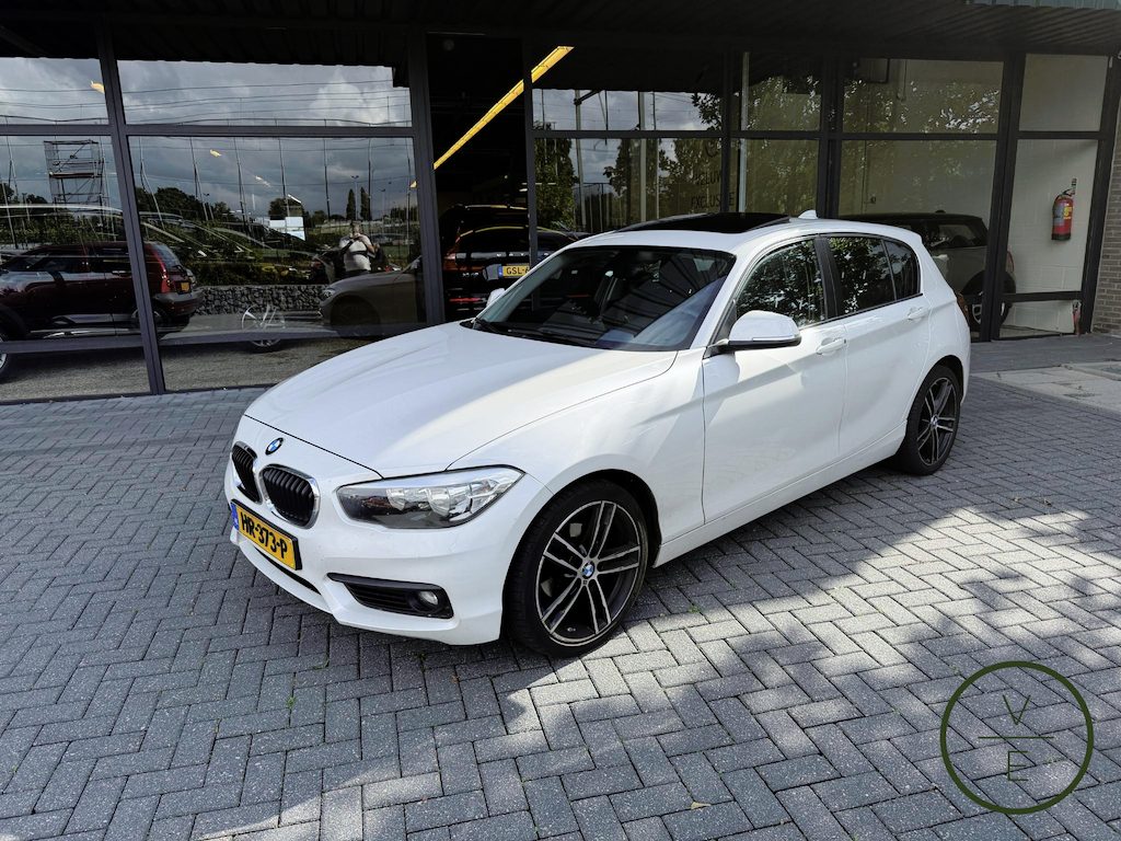 BMW 1-Serie 118i EDE | Schuif/kanteldak | Nieuwe Service & APK |
