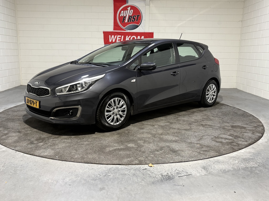 Kia Ceed cee'd 1.0 T-GDi Navigator, 5Drs. NL, 1e Eig, Dealer onderhouden, Camera, Navigatie, Bluetooth, Afn. Trekhaak, Cruise, LED, Michelin all season, Prijs incl. apk, beurt 3 mnd garantie