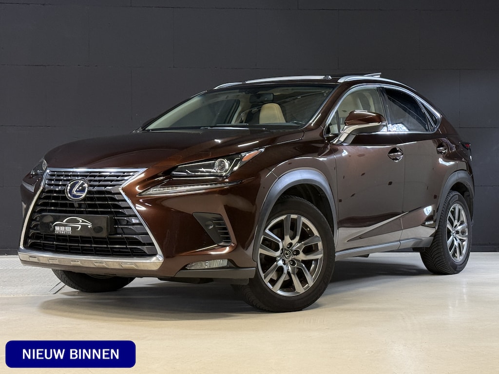 Lexus NX 300h AWD Luxury Line | 116.000km | Schuifdak | Apple Carplay | Camera