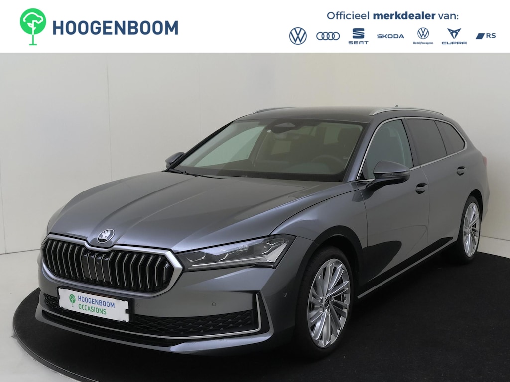 Skoda Superb Combi 1.5 TSI MHEV First Edition | 360 camera | Parkeerassistent | Stoelverwarming voor en achter | Keyless | Navigatie | LED matrix verlichting | 3-zone airco | Massagefunctie voorstoelen |