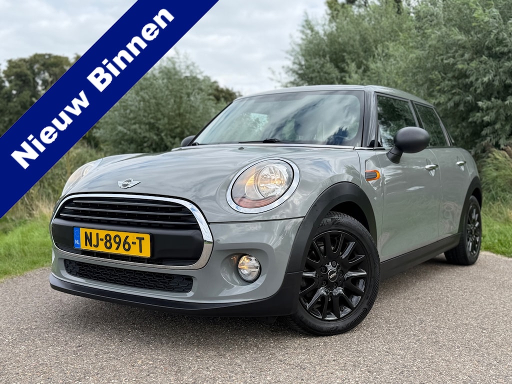 MINI One 5-Deurs 1.2 Business / Originele NL Auto met 1 Eigenaar/ Airco / Navigatie / Cruise Controle / PDC voor/achter / LM-Velg