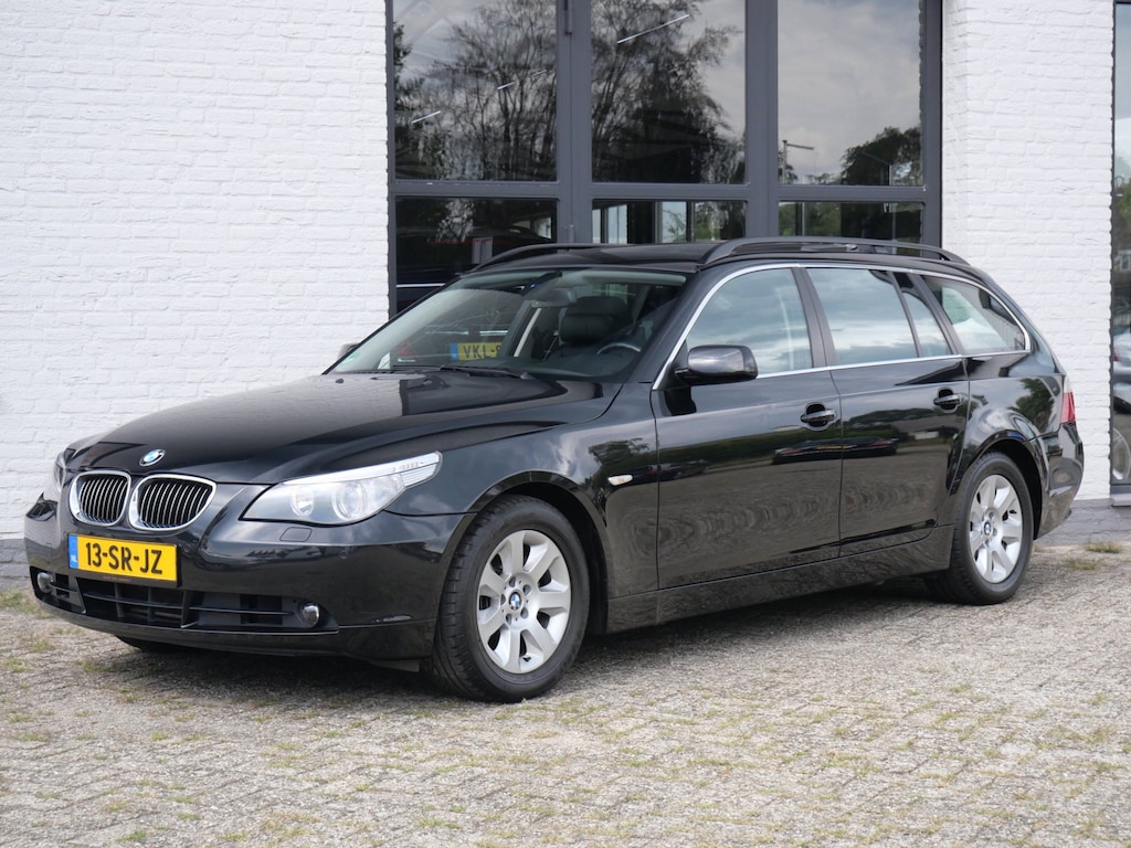 BMW 5-Serie Touring 530i High Executive 144.000km !!! Pano Xenon Orig. NL