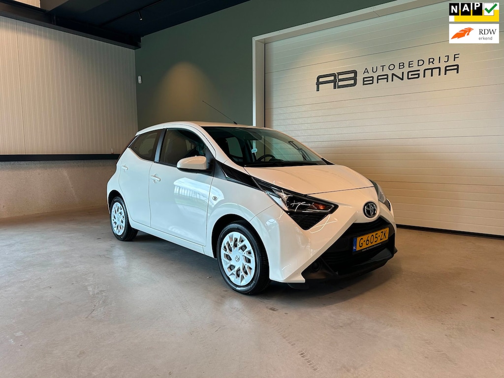 Toyota Aygo 1.0 VVT-i 5-DEURS X-PLAY LIMITED|APPLE CARPLAY+ANDROID AUTO|ACHTERUITRIJCAMERA|CRUISECONTROL|DAB+|LED|83.622 km NAP
